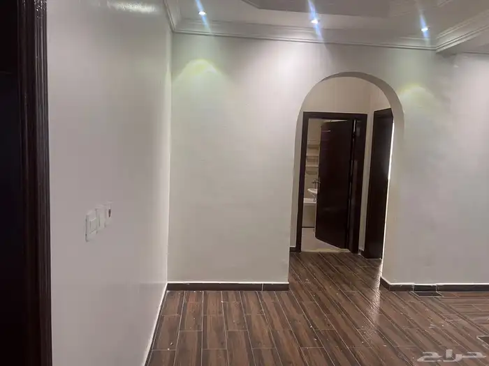 شقة للإيجار حي المروه 3