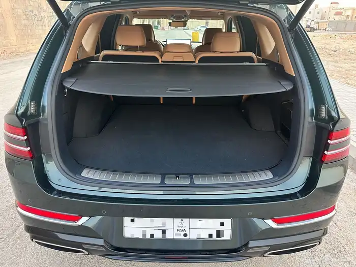 للبيع جينيسس GV80 شبه اصفار مخزن بحالة الوكالة 3