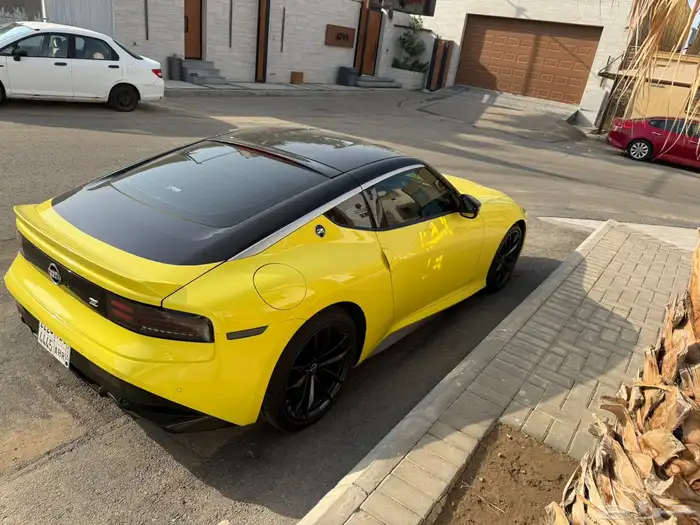 نيسان Z 2024 4