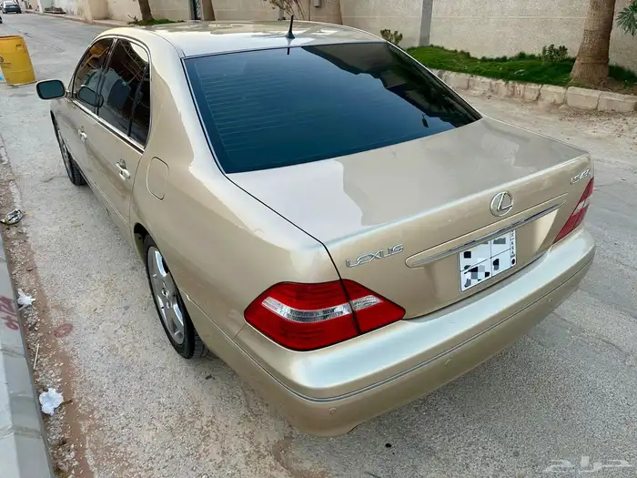 لكزس LS430 2004 مخزن نظيف جدا 12
