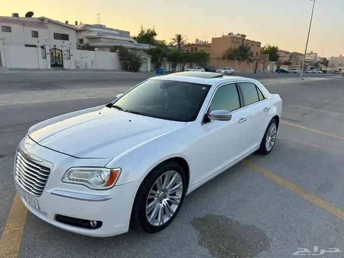 كرايزلر اكزكتف 8V2014 2