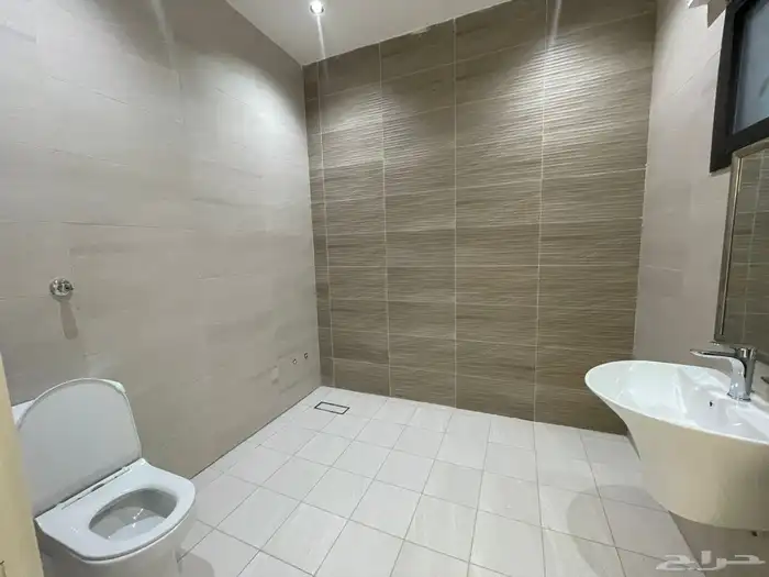 فيلا جديدة للبيع - الزمرد 19