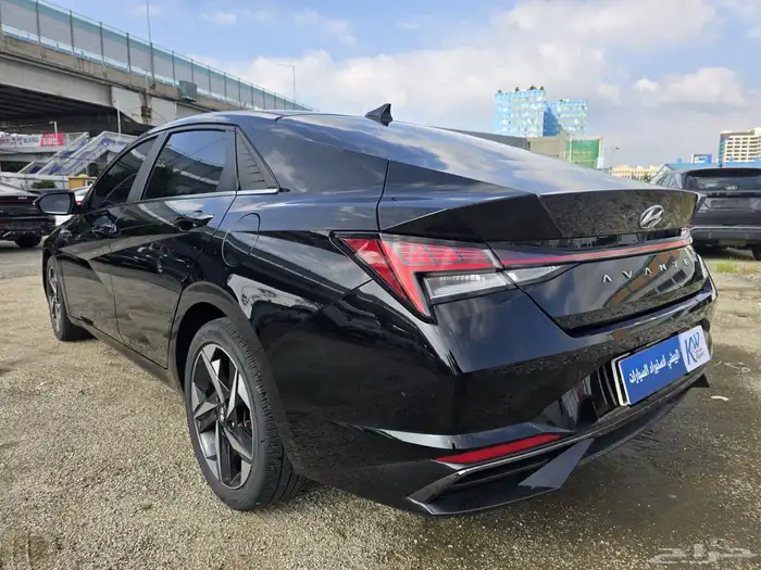 اللنترا 2021 بنزين فل كامل اعلى فئه 3