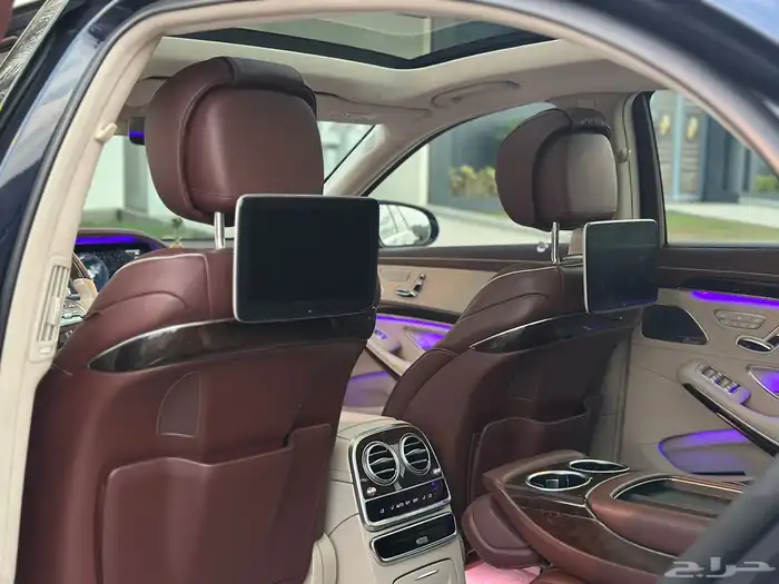 مرسيدس S560 2018 21