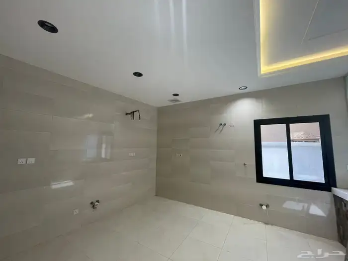 فيلا جديدة للبيع - الزمرد 15