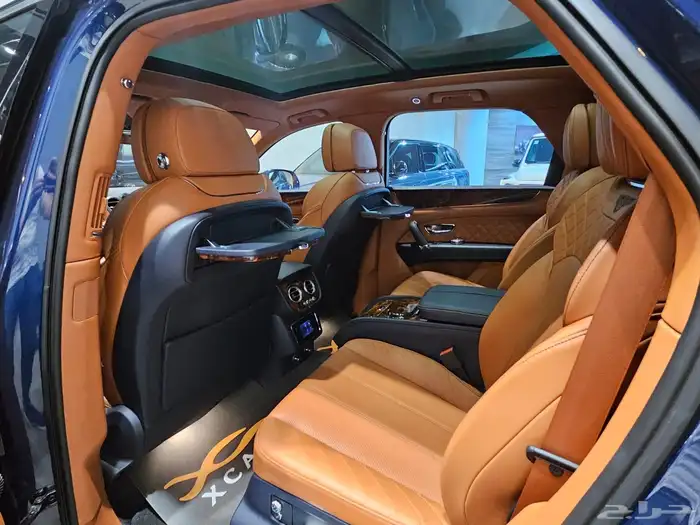 بنتلي Bentayga موديل 2017م (وارد ساماكو) 13