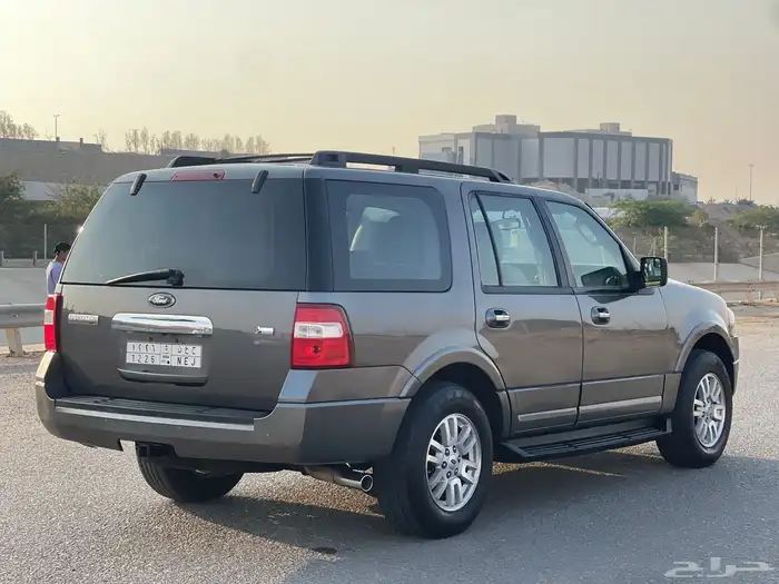 فورد اكسبيدشن 2014 3