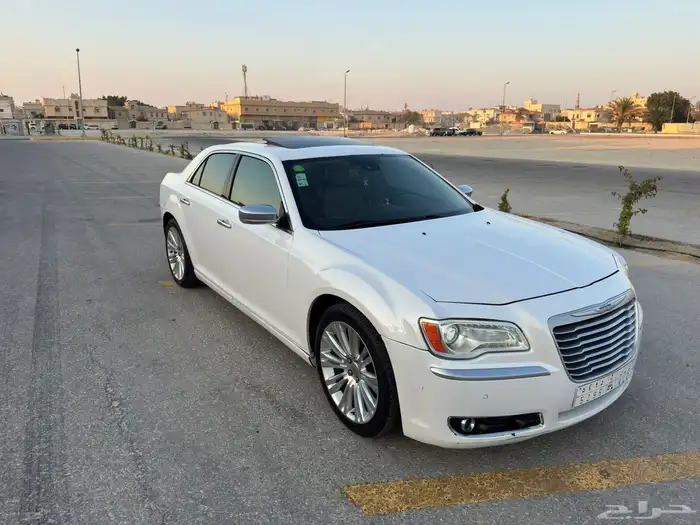 كرايزلر اكزكتف 8V2014 0