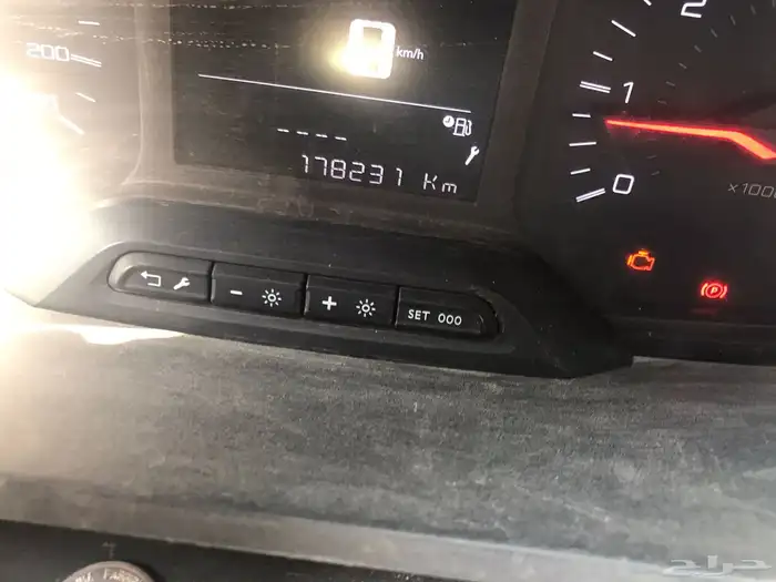 بيجو بارتنر 5