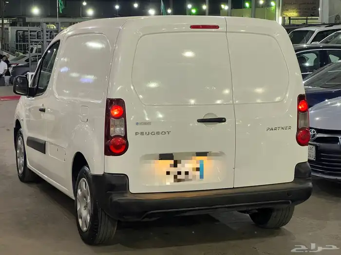 بيجو بارنتر 2015 بودي وكالة 4