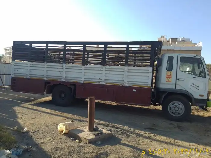 دينا لوري متسوبيشي موديل 2008 للبيع 2