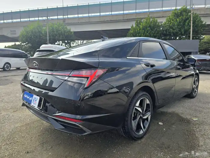 اللنترا 2021 بنزين فل كامل اعلى فئه 2