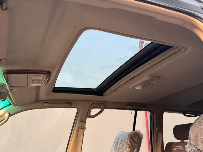 لاندكروزر جكسار 2000 نظيف قير عايدي 25