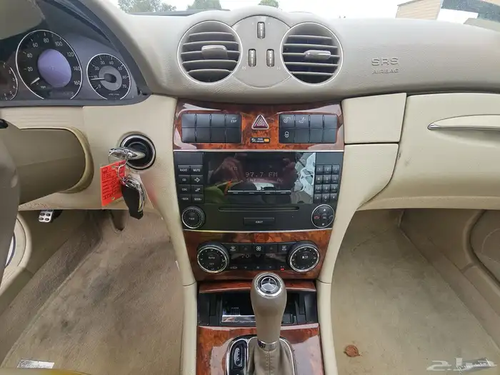 كشف مخزن CLK350 مديل 2008 9