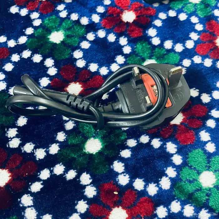 كاميرا من شركة كانون 700D بحالة جيدة على السوم 5