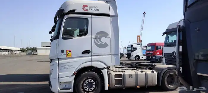 تصدير للبيع اثنين اكترس mb5 2020 1