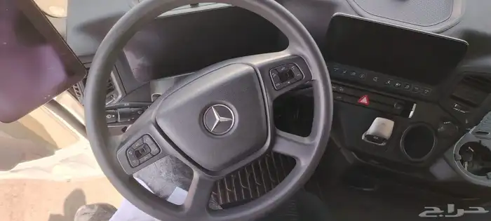 تصدير للبيع اثنين اكترس mb5 2020 15