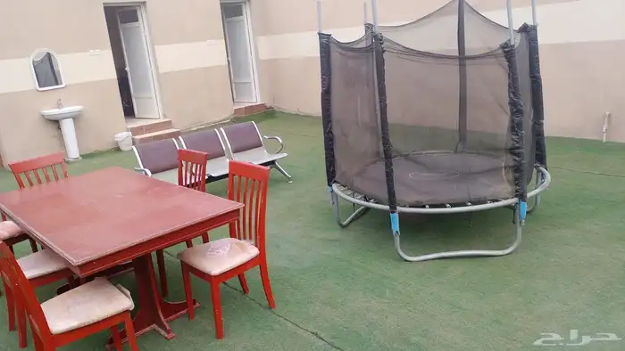 طاوله و كرسي مكتب و نطيطه 1