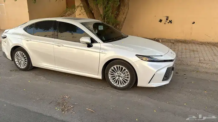 للبيع تويوتا كامري 2026 1