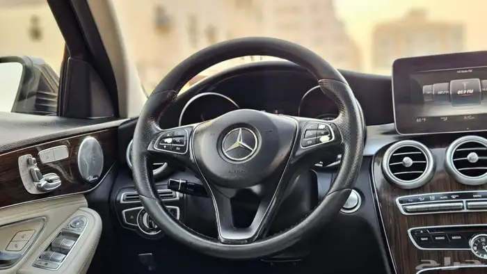 مرسيدس C300 11