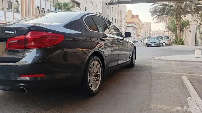 بي ام 520 2018 3