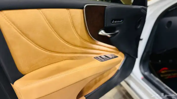 لكزس LS350 2025 عبداللطيف جميل ( بحالة الوكالة ) 11
