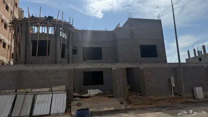 فله للبيع حي المصيف مع اربع محلات تجاريه 6