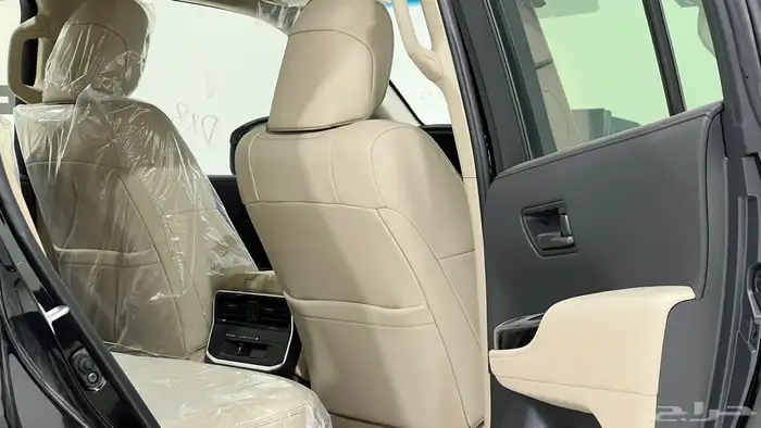 تويوتا لاندكروزر GX.R.2025.L4هدد تنفس طبيعي خليجي بنزين 11