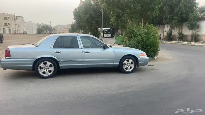 فورد فكتوريا 2009 1