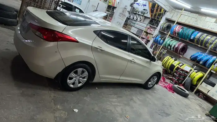 النترا 2012 نظيفه جدا للبيع 5