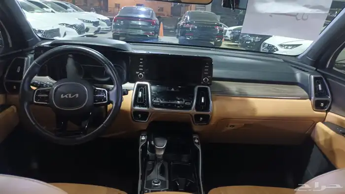 كيا سورنتو ابيض 2022 ديزل بطاقة جمركية وارد كوريا 12