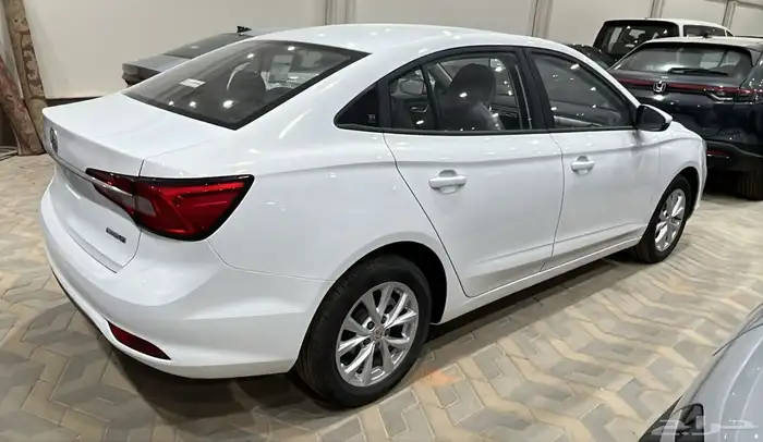 ام جي 5 كومفورت 2025 2