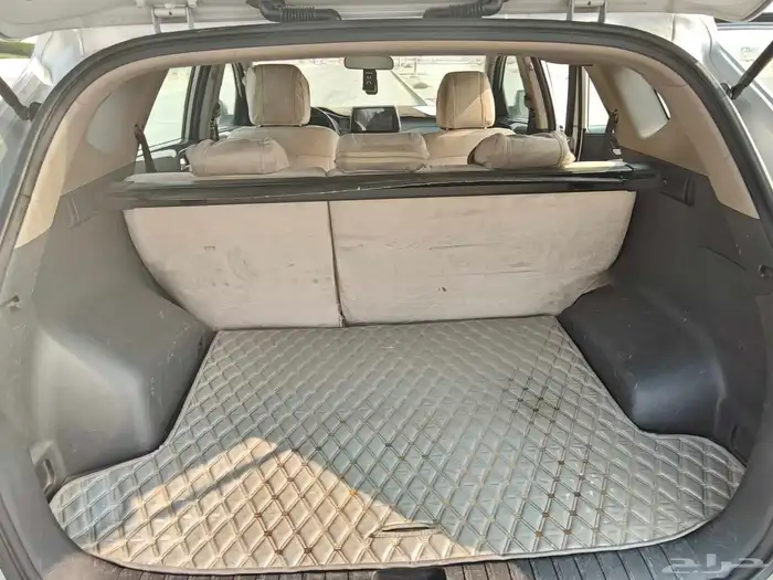 Tucson 2020 mid trim 211 k Kms   60 k sar   no accident. Sau 4