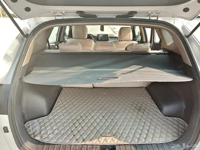 Tucson 2020 mid trim 211 k Kms   60 k sar   no accident. Sau 5