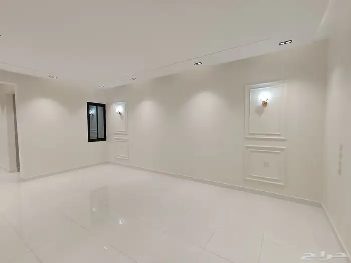 للبيع شقق ارضيه بحوش ومدخل سياره وشقق عليويه 520 34