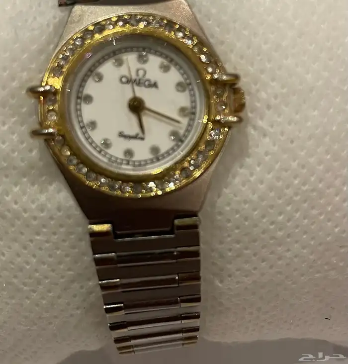 ساعتين نسائي أوميجا و كريستينا Omega and Christina 3