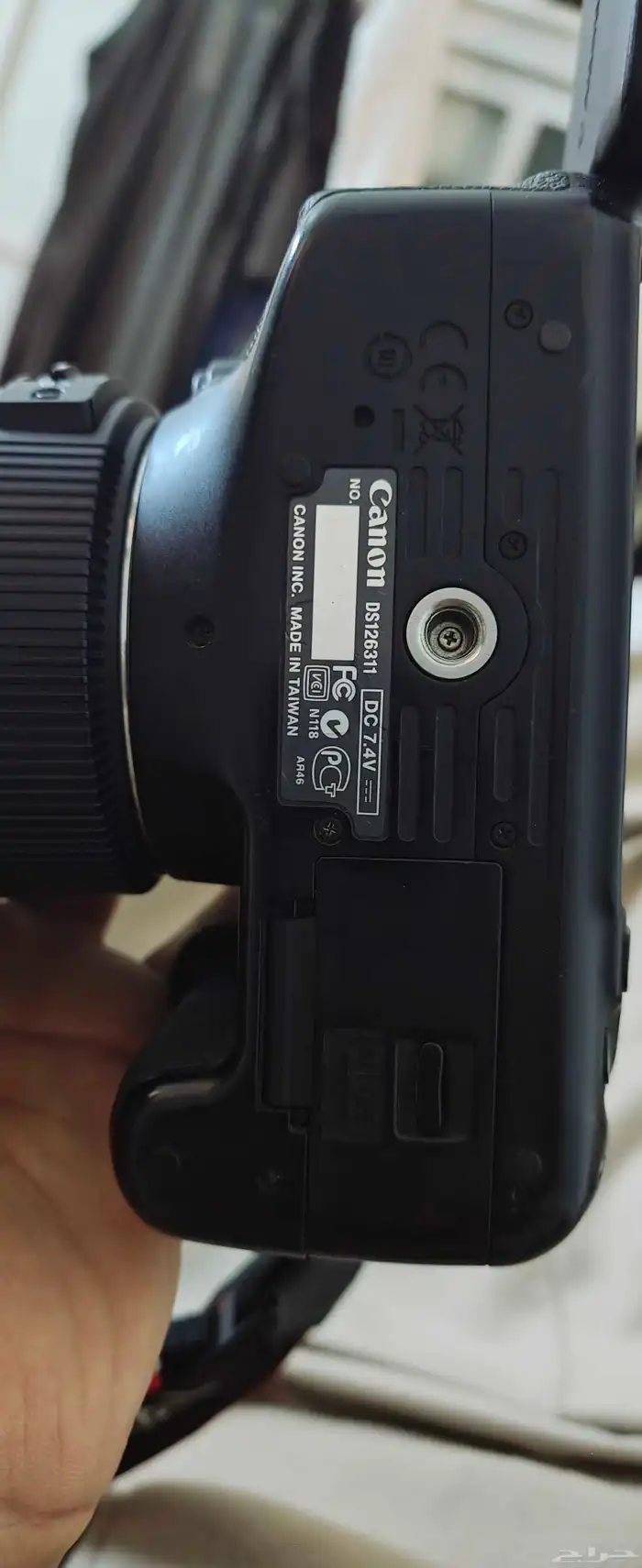 كاميرا كانون الاحترافيه 11