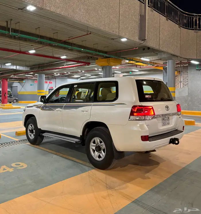 لاندكروزر 2016 3