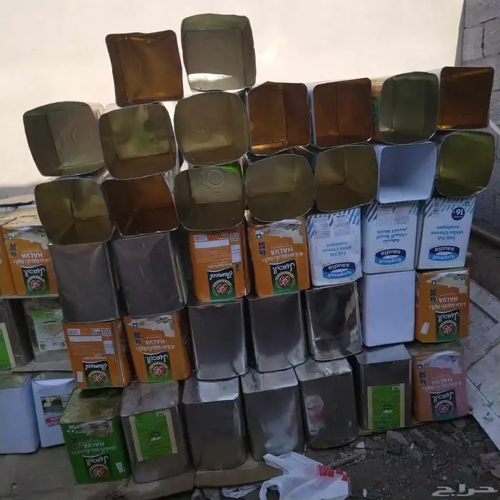 بوالد بلاستيك وتنكات حديد كله ابو 2 ريال 6