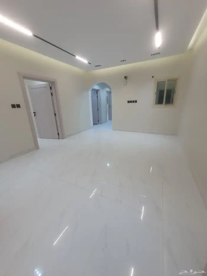 للبيع شقه تمليك ارضيه فى حى النور بالدمام السعر 430 الف 5