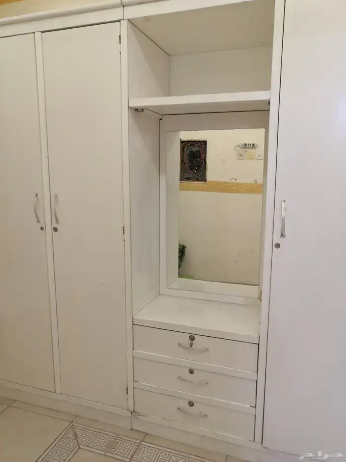 دولاب تفصيل للبيع 2