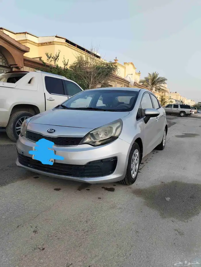 كيا 2015 نظيفه السياره مشدوده قير فل مكينه فل 0