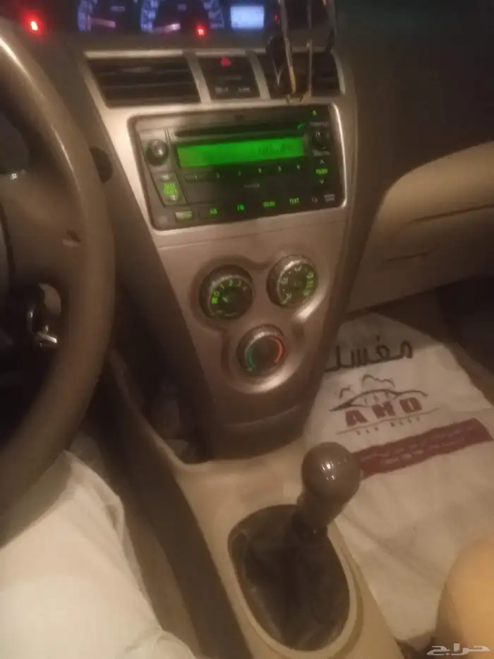 توياتا يارس 2013 قير عادي مجدد مفحوص مكيف شاص ايربقات سليمه 6