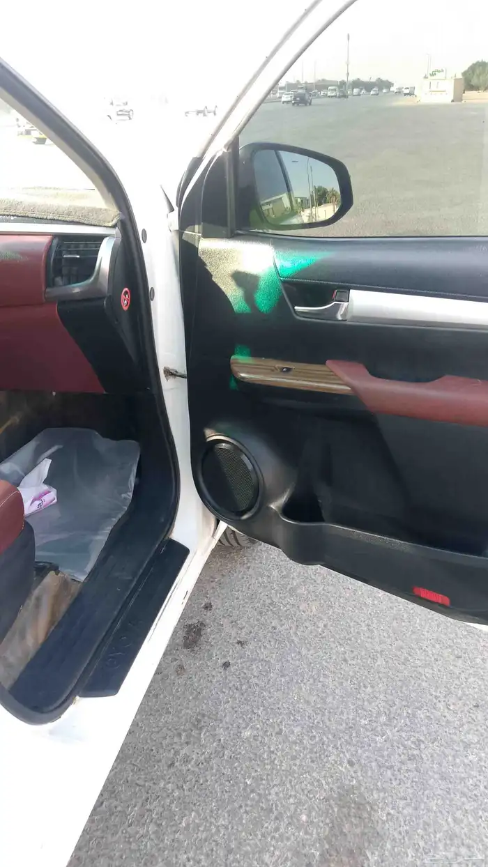 هايلكس 2017 مالك اول موتر نظيف على الشرط ممشاه العداد 400 1