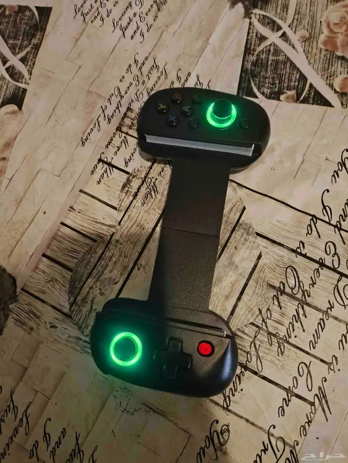 يد تحكم هواتف للألعاب 3