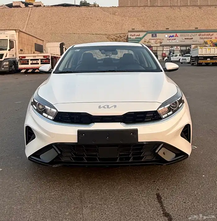 كيا K3 ( بنزين ) 2022 اعلى نوع بدون فتحه سقف للبيع 1