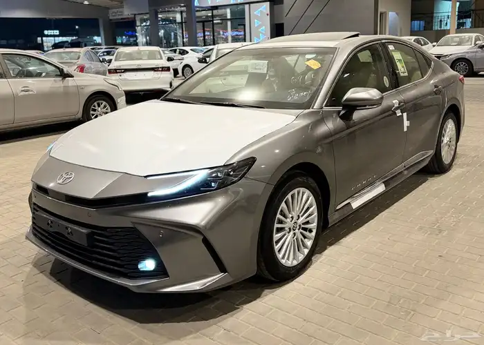 تويوتا كامري LE 2025 بنزين جديد اصفار بأقل سعر 2