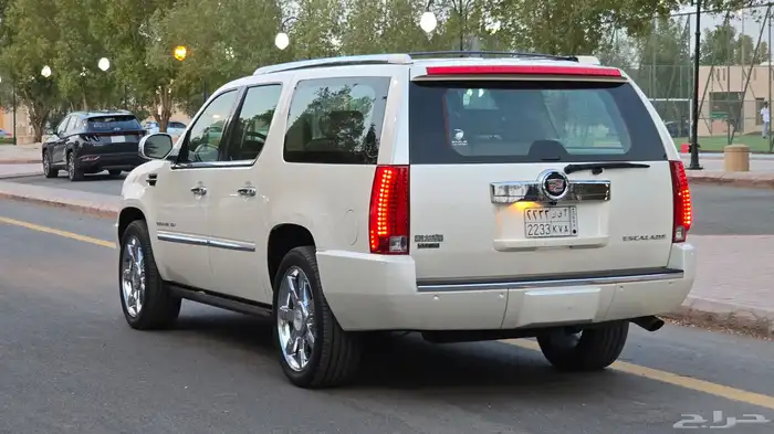 كدلك - اسكاليد - 2010 - سعودي - فل - مخزن 9