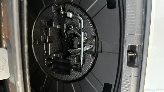 كامري 2022 فل كامل SE V6 وكالة بنزين 31