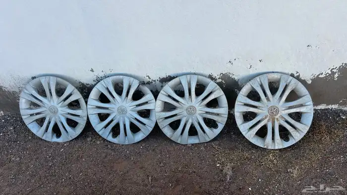 أغراض هايلوكس وكاله 2014 3